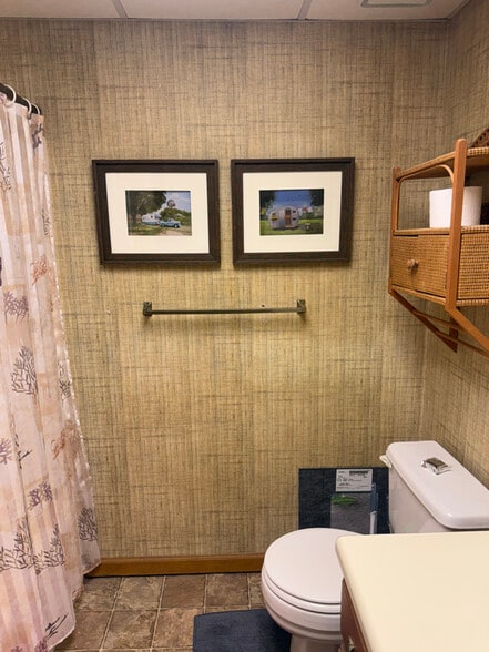 Building Photo - 193 Crystal River Dr