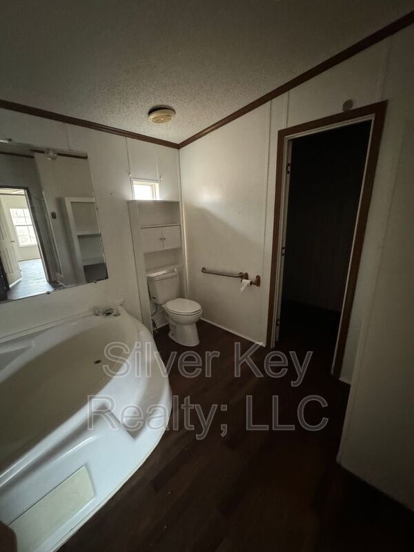 Building Photo - 2486 Co Rd 50