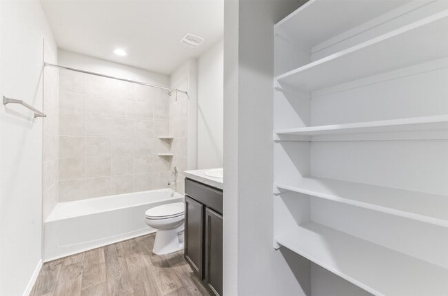 Building Photo - 16524 Cascading Pnes Ct