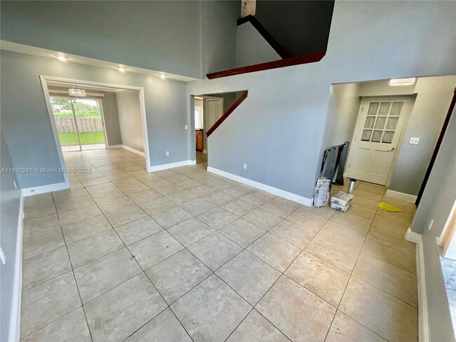 Building Photo - 10223 SW 156th Ave