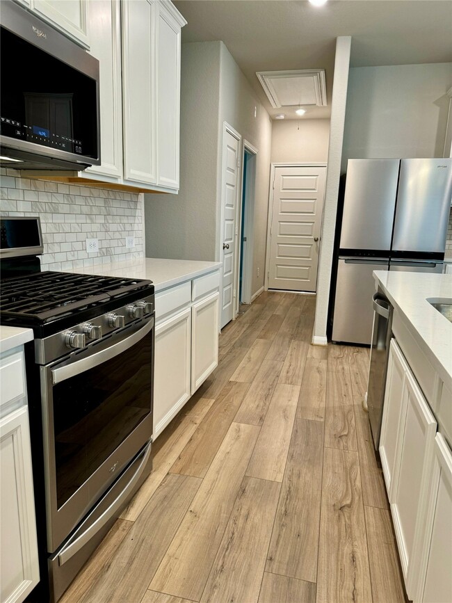 Building Photo - 2038 Myrtle Oak Ct