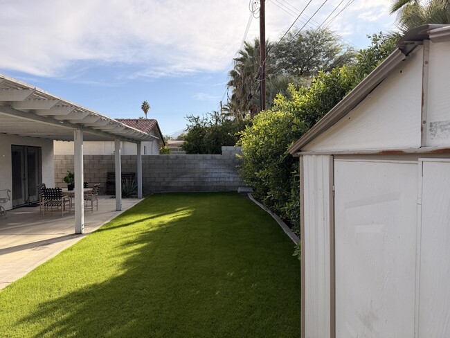 Building Photo - 51905 Avenida Velasco