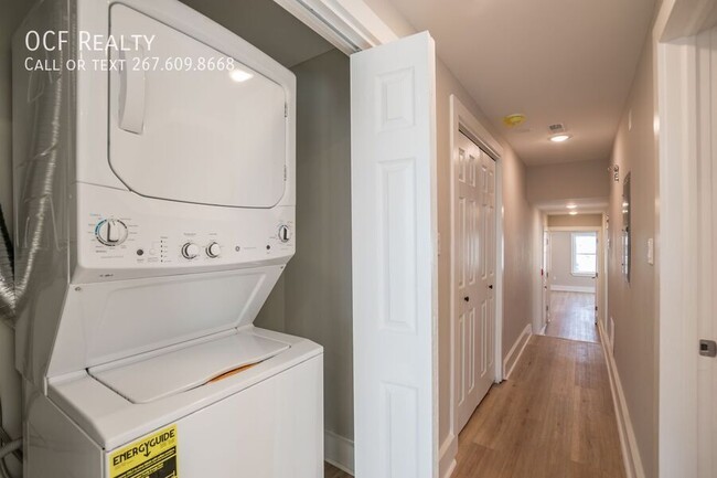 Building Photo - Two Bed Brewerytown Apartment