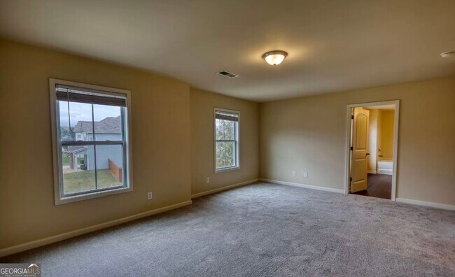Building Photo - 6571 Bluffview Dr