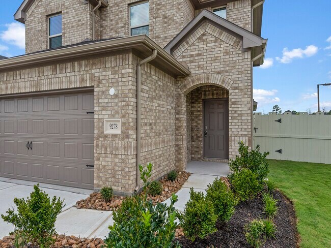 Building Photo - 9278 Inland Leather Ln