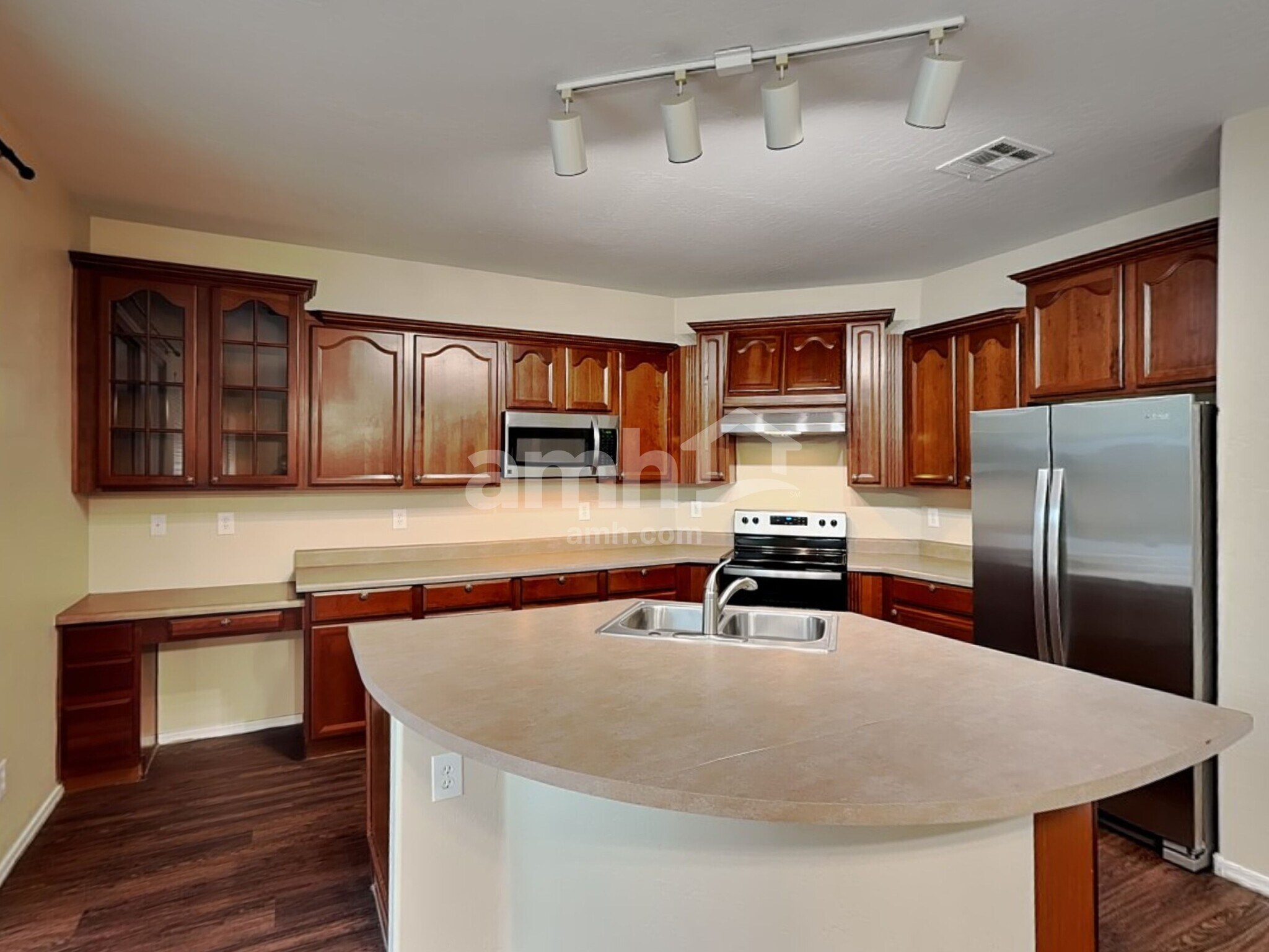 Building Photo - 14954 W Charter Oak Rd