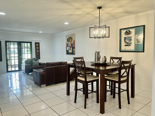 Building Photo - 21365 Cypress Hammock Dr
