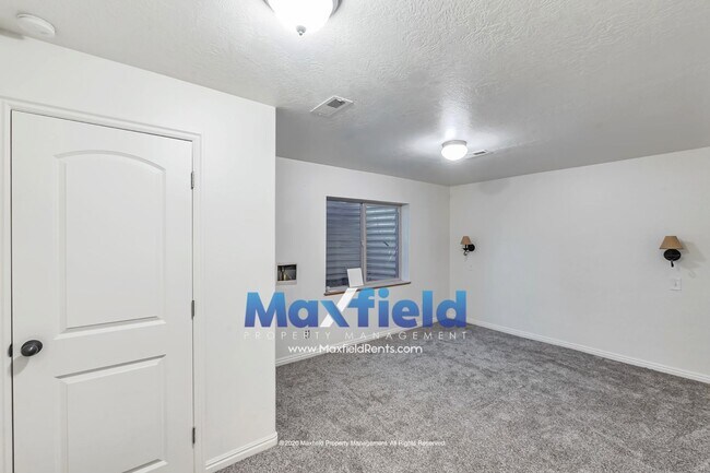 Building Photo - Cedar Hills Home with Views - Lone Peak Hi...