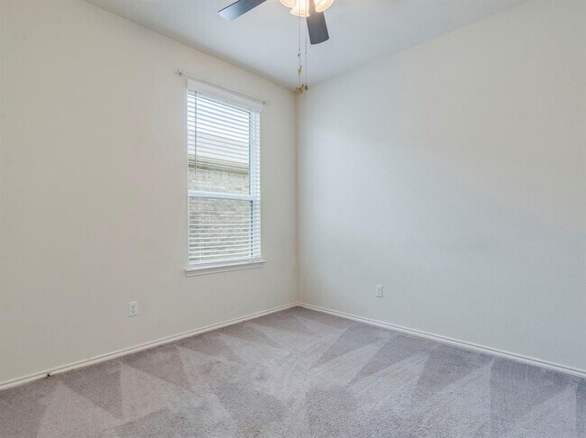 Building Photo - 790 Pepperbark Loop