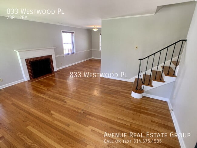 Building Photo - 833 Westwood Pl