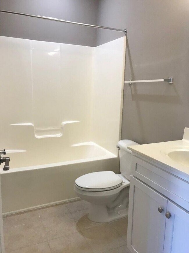 Building Photo - SHADY GROVES