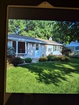 Building Photo - 870 Greenfield Trl