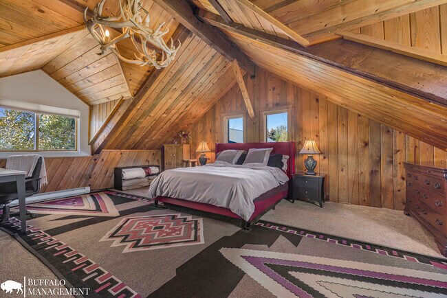 Building Photo - 575 Targhee Towne Rd