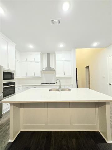 Building Photo - 1832 Gresham Dr