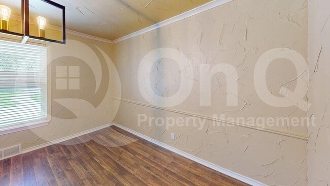 Building Photo - 6458 Royal Ln