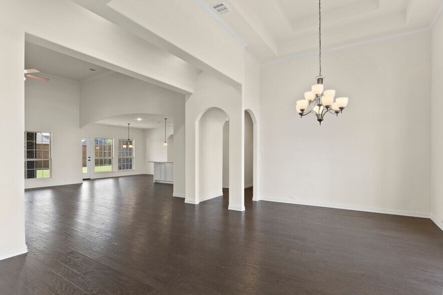 Building Photo - 601 Winslow Ln