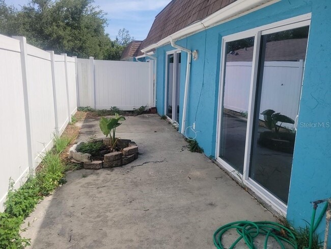 Building Photo - 5709 Silver Spur Dr