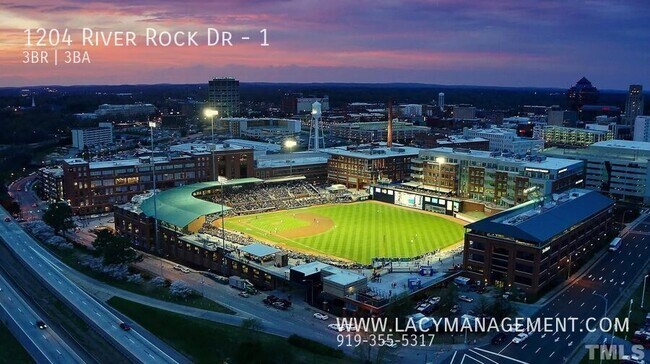 Building Photo - 1204 River Rock Dr