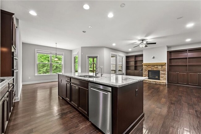 Building Photo - 9965 Cameron Parc Cir