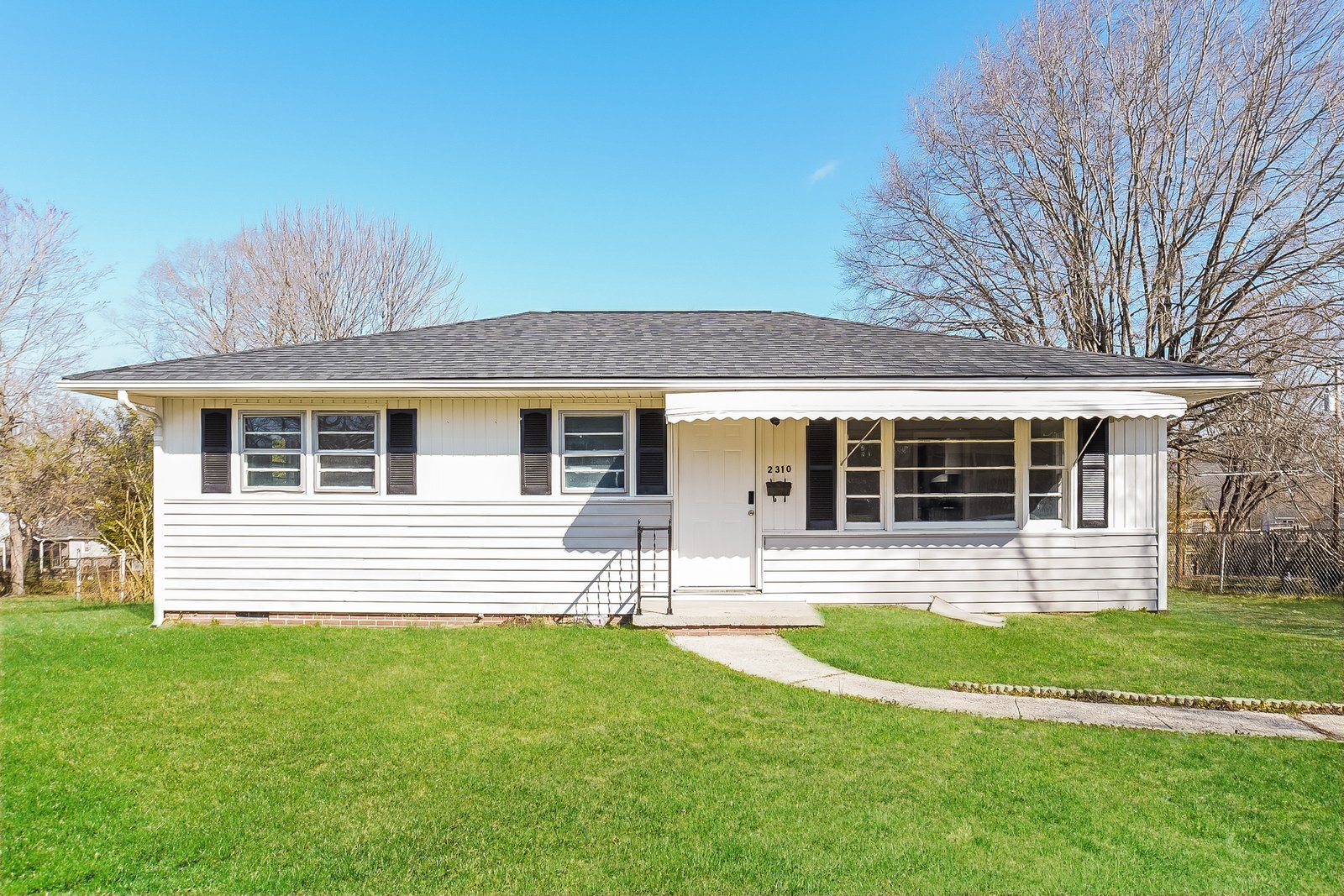 Building Photo - 2310 McKinney St