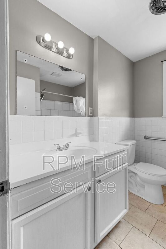 Building Photo - 3127 Larkspur Dr