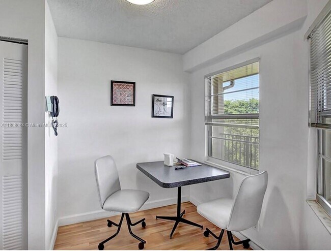 Building Photo - 1151 SW 128th Terrace