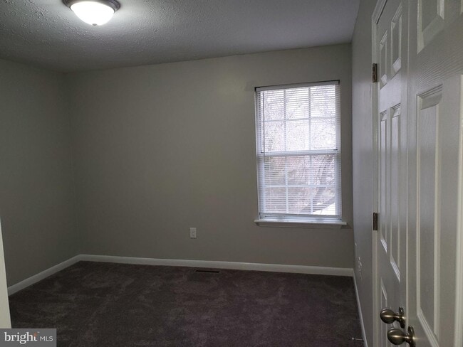 Primary Photo - 366 Alsberry St