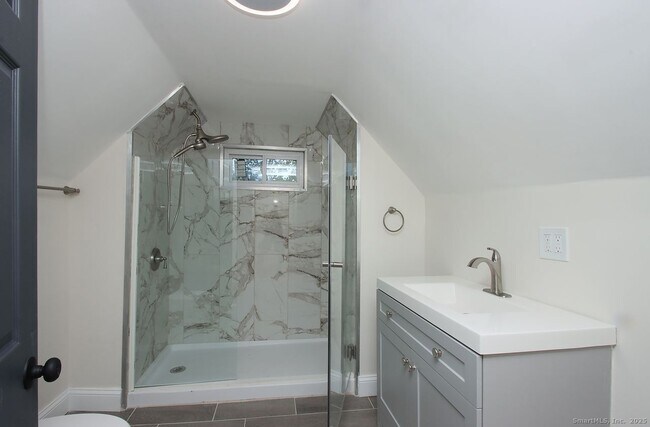 Building Photo - 62 Whitney St