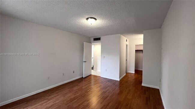 Building Photo - 13255 SW 88th Ln