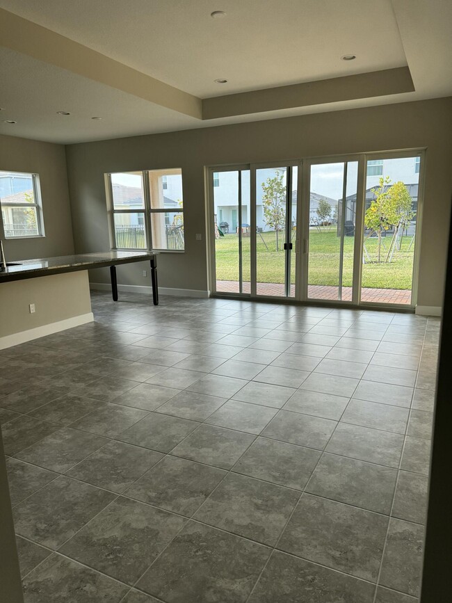Building Photo - 15145 Goldspar Ct