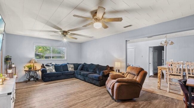 Building Photo - 308 SW Johnson St