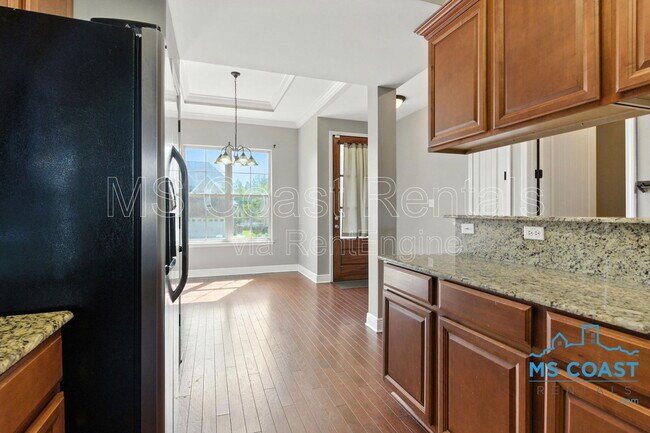 Building Photo - 17194 Palm Ridge Dr