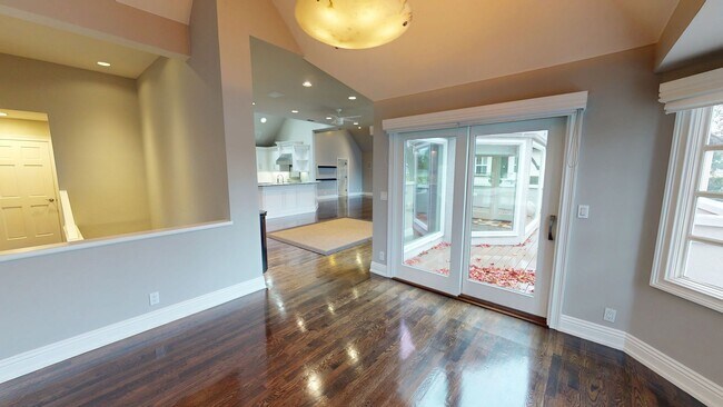 Building Photo - Unfurnished - Custom Built Home | Short-Term Lease