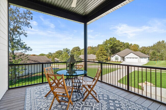 Building Photo - 5201 Buttercup Dr