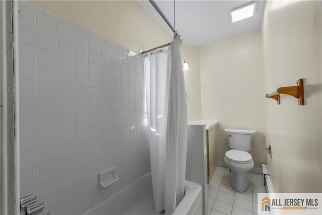 Building Photo - 124 S 7th Ave