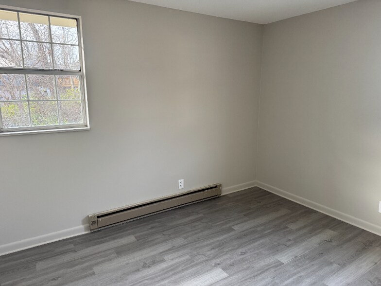 Building Photo - 2375 Una Antioch Pike