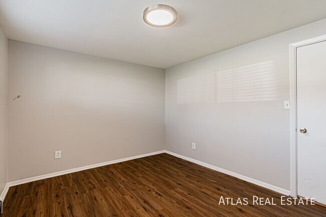 Building Photo - 9462 W 65th Ave