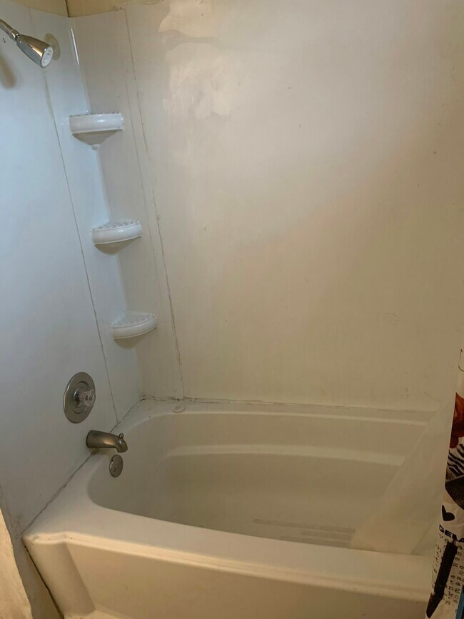 Building Photo - 461 Rich St