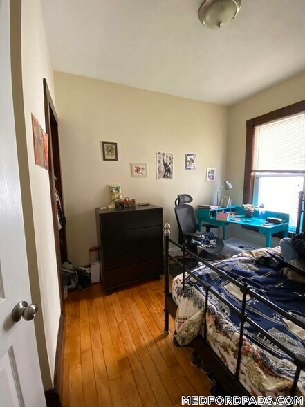 Building Photo - 75 Lyman Ave