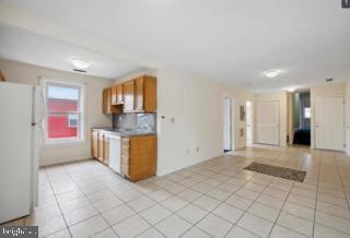 Primary Photo - 1617 W Oxford St