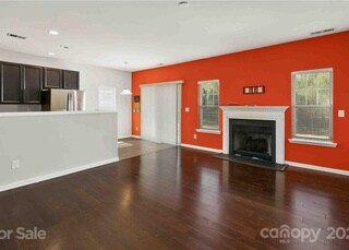 Building Photo - 10353 Bunclody Dr