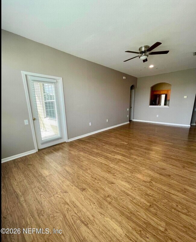 Building Photo - 7990 Baymeadows Rd