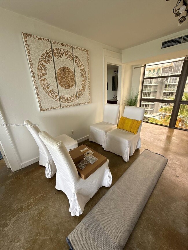 Building Photo - 5701 Biscayne Blvd