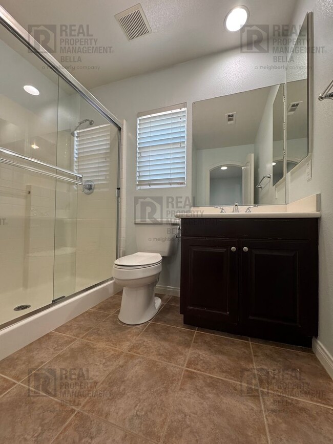 Building Photo - Murrieta Luxury Estate with Resort Pool, Designer Kitchen & Entertainer’s Backyard Retreat