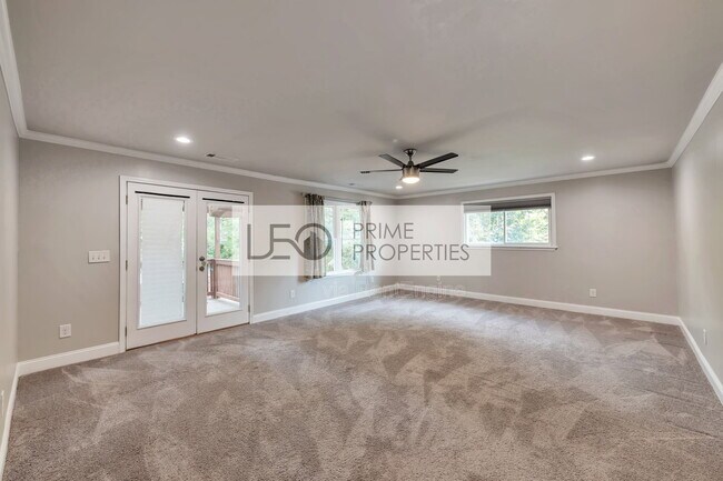 Building Photo - 1745 Sylvan Rd SW