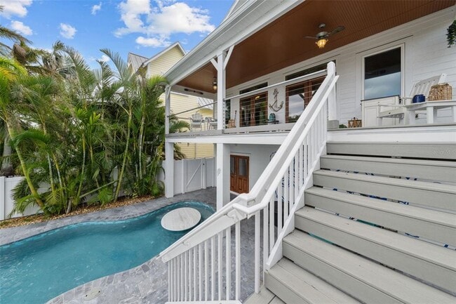 Building Photo - 12112 Lagoon Ln