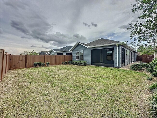 Building Photo - 345 Alcove Dr