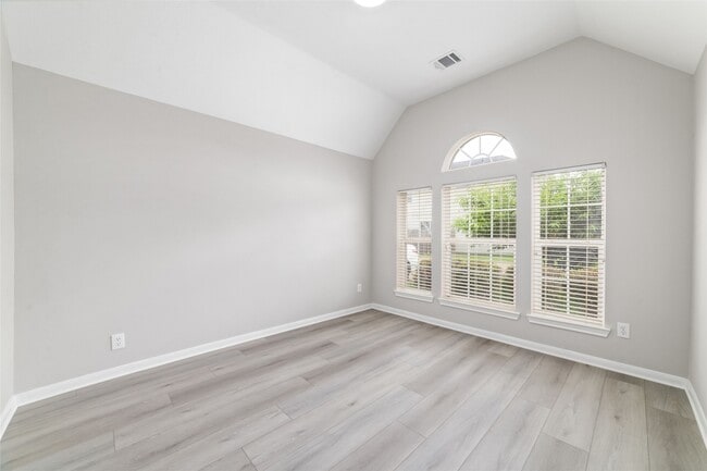 Building Photo - 13206 Rustic Garden Dr