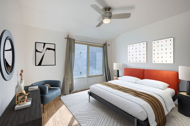 Building Photo - Rancho Bernardo 55+ Community Attached Home 2 Bed, 2 Ba with Patio, Private yard and Laundry