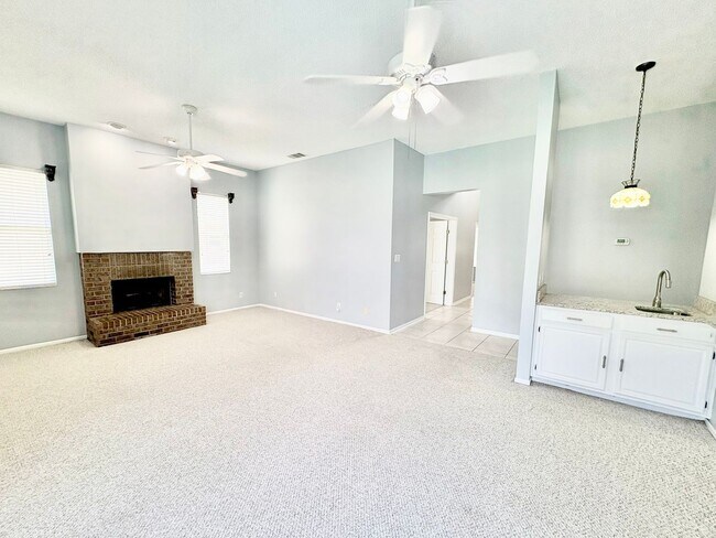 Building Photo - 4/3.5 Home at Eagle Lending